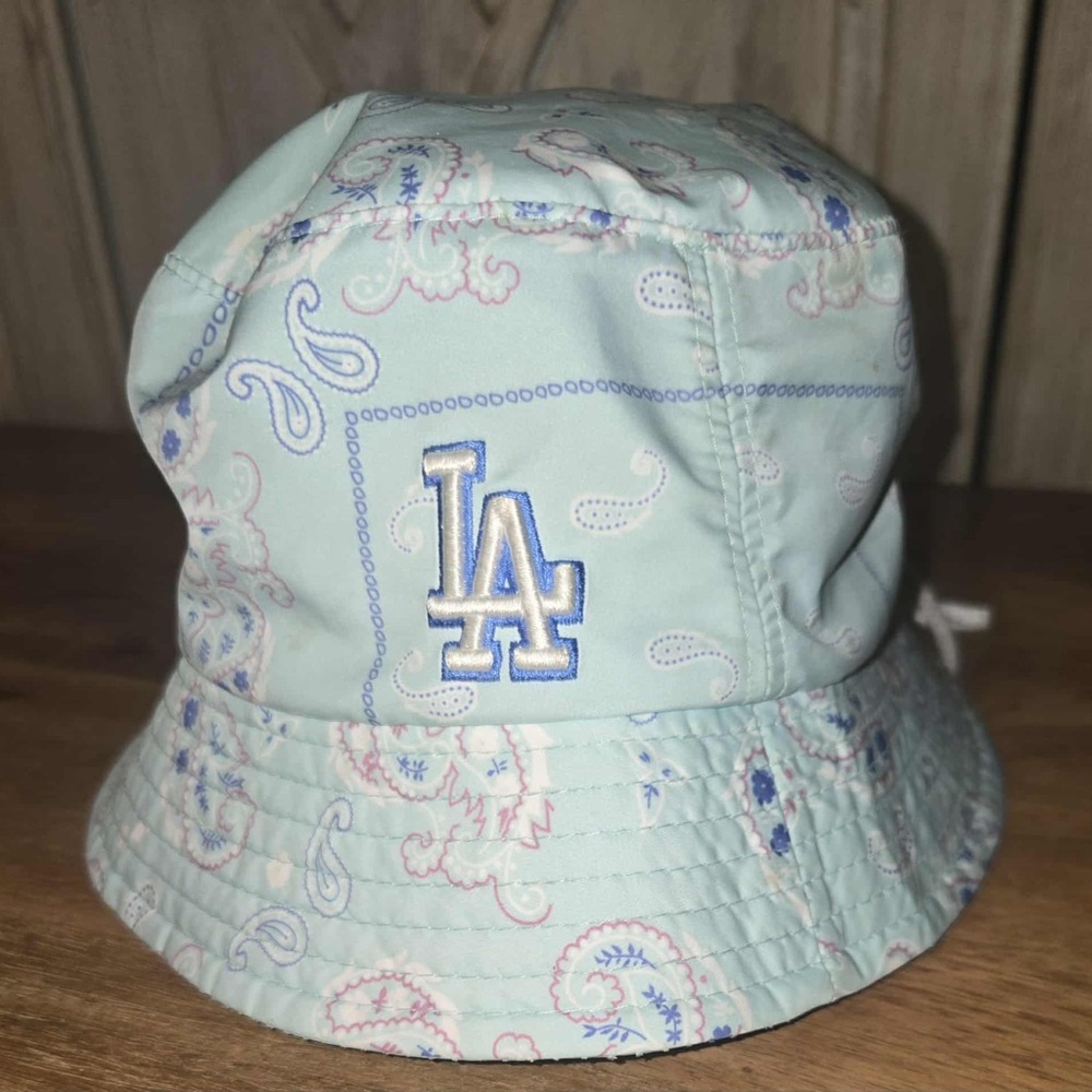 Rare MLB LA Dodgers Blue Paisley Kids Bucket Hat